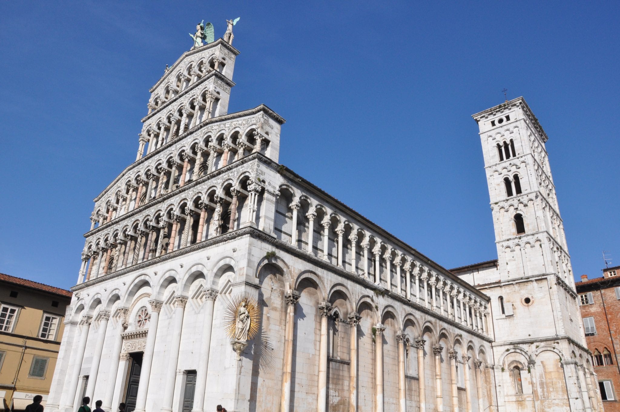 Tuscan architecture of Lucca's churches