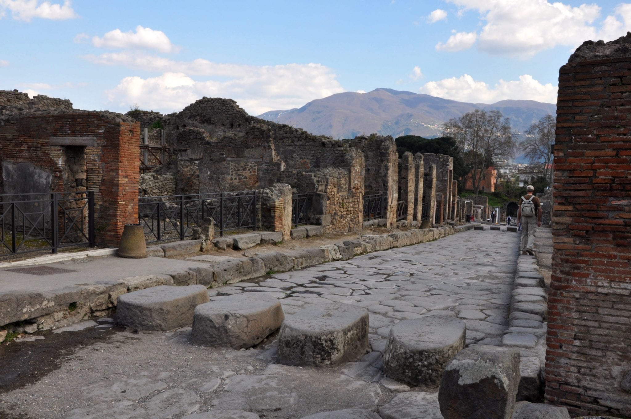 In the shoulder season, even Pompeii is uncrowded