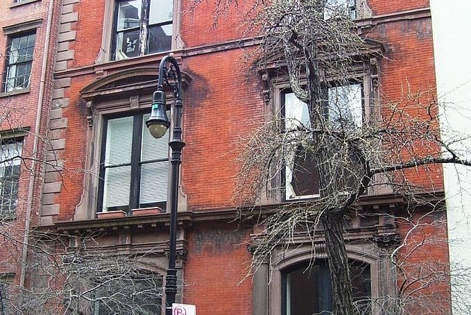 The House of Death, 14th West 10 Street in New York, one of the most haunted buildings in New York