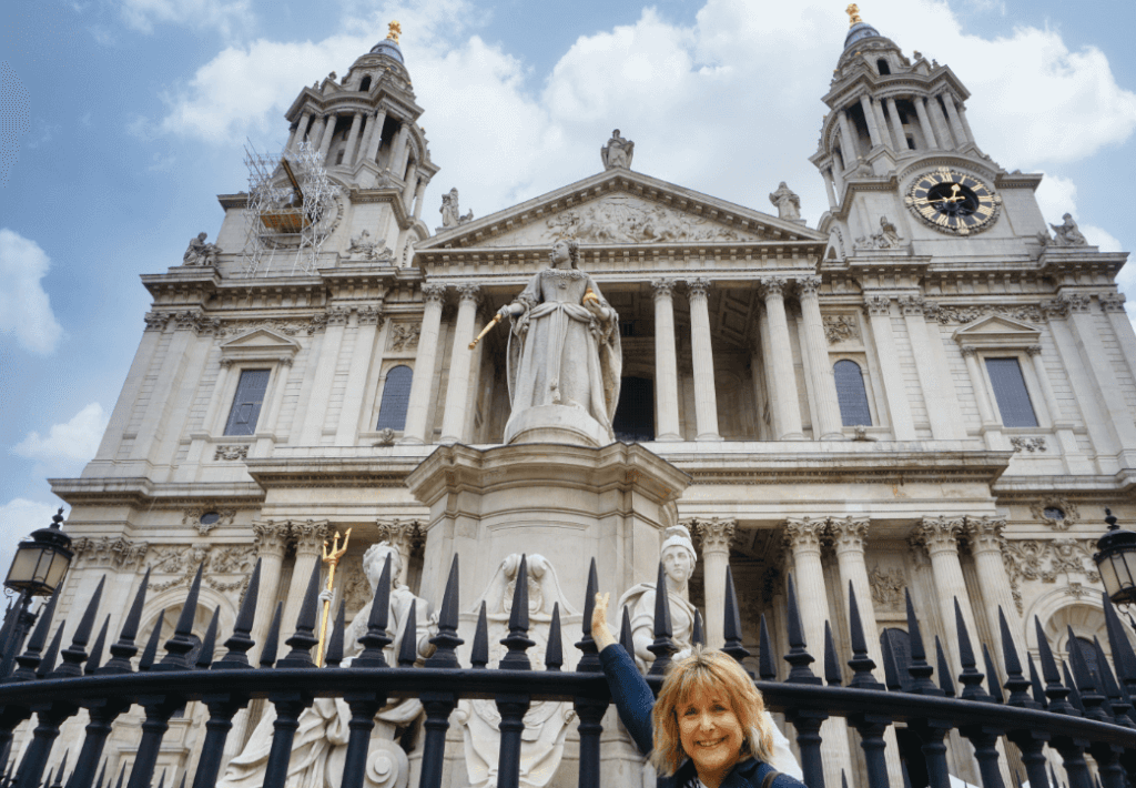 outside st. paul's cathedral london