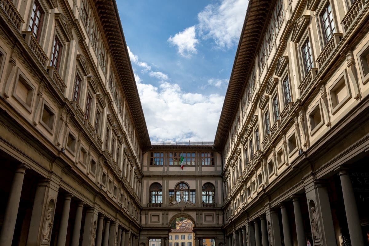 The outside of the Uffizi Gallery building